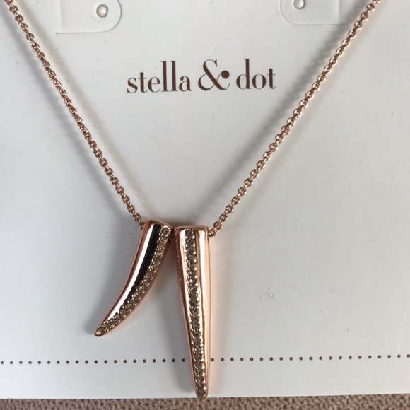 Stella & Dot Jewelry - Stella & Dot - Double Pavé Horn Pendant -Rose Gold Stella & Dot Jewelry - Stella & Dot - Double Pavé Horn Pendant -Rose Gold